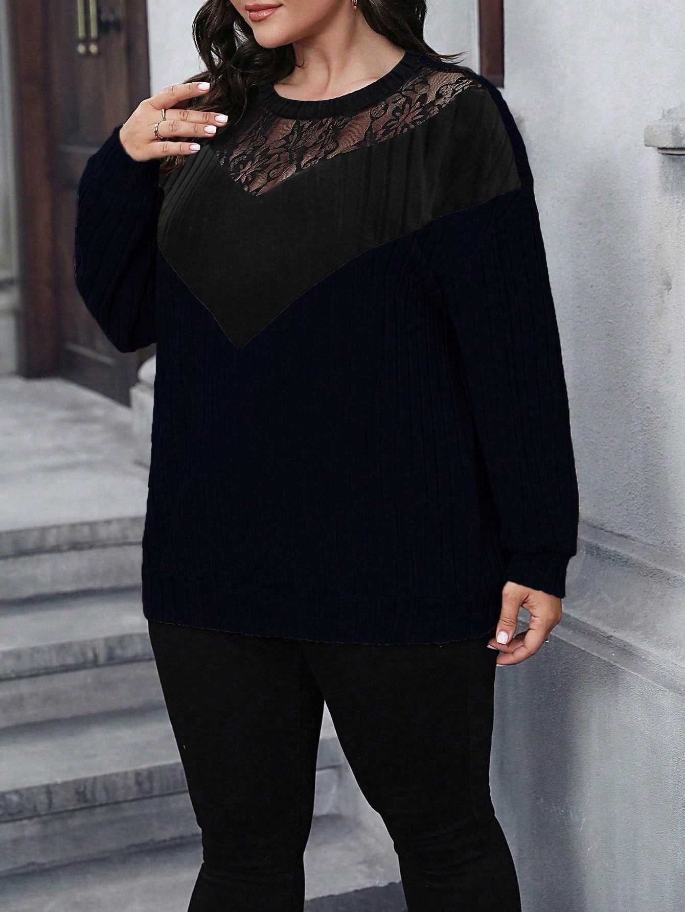 Blusa Feminina Plus Size com Manga Longa Canelada