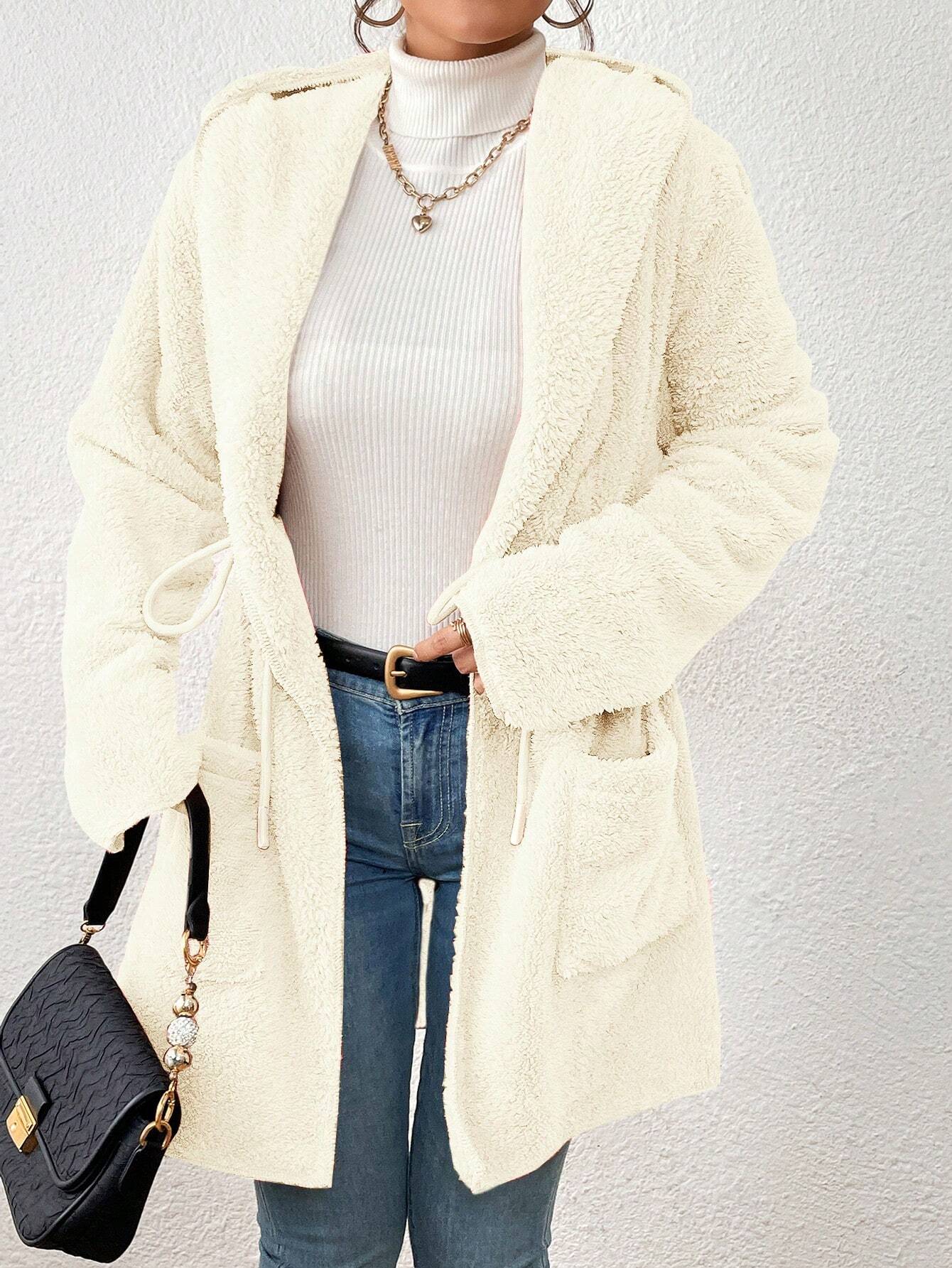 Casaco Feminino Inverno Peluciado com Capuz e Bolsos