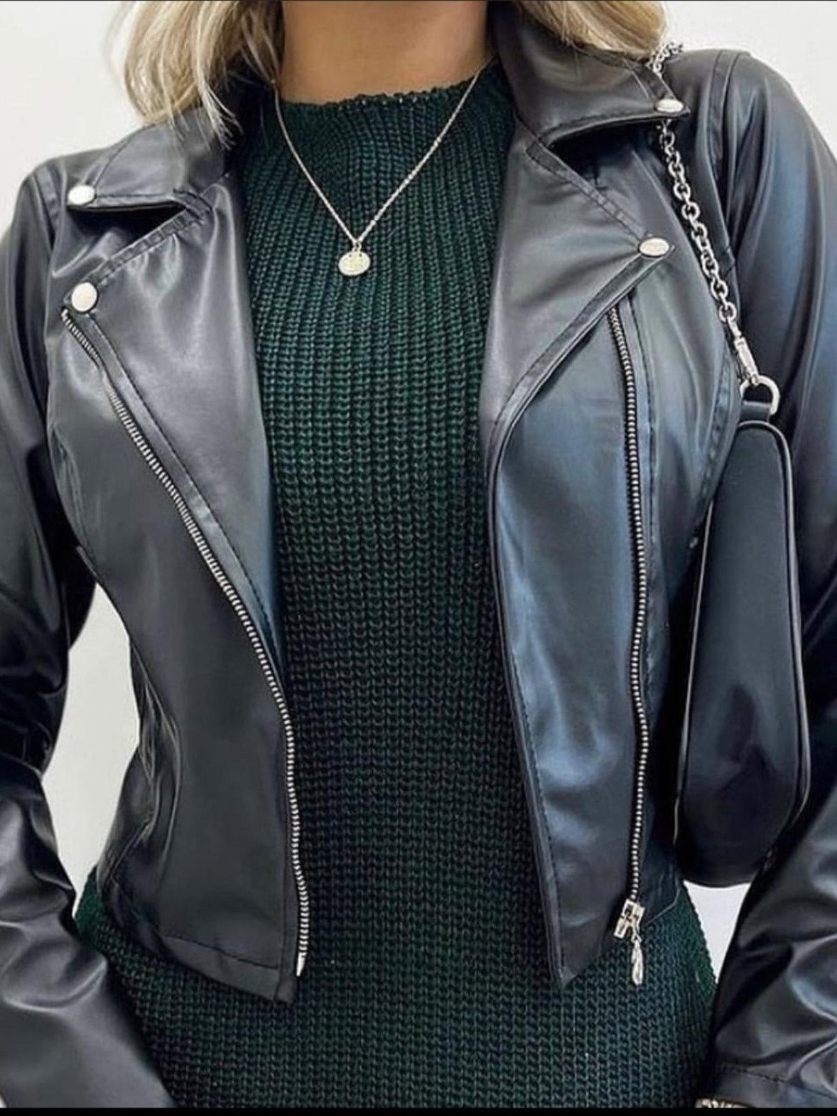 Jaqueta Feminina De Couro Motoqueira