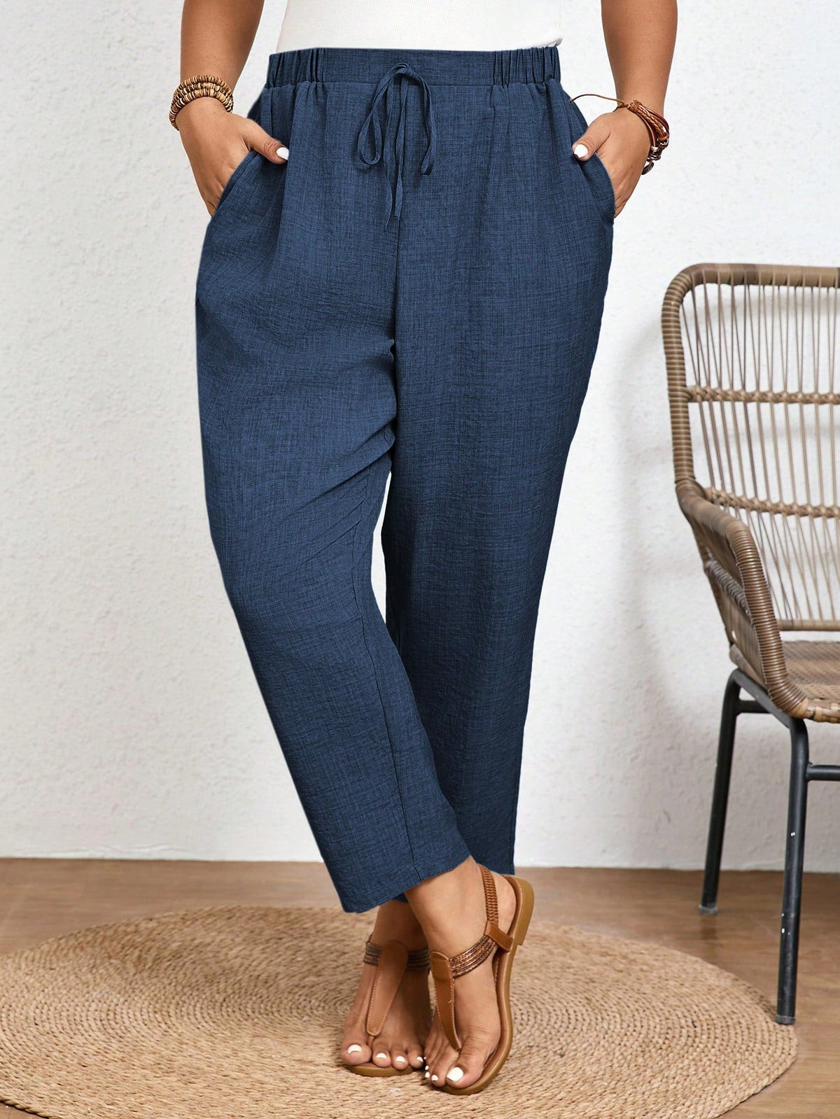 Calça Feminina Plus Size Com Elastico Na Cintura
