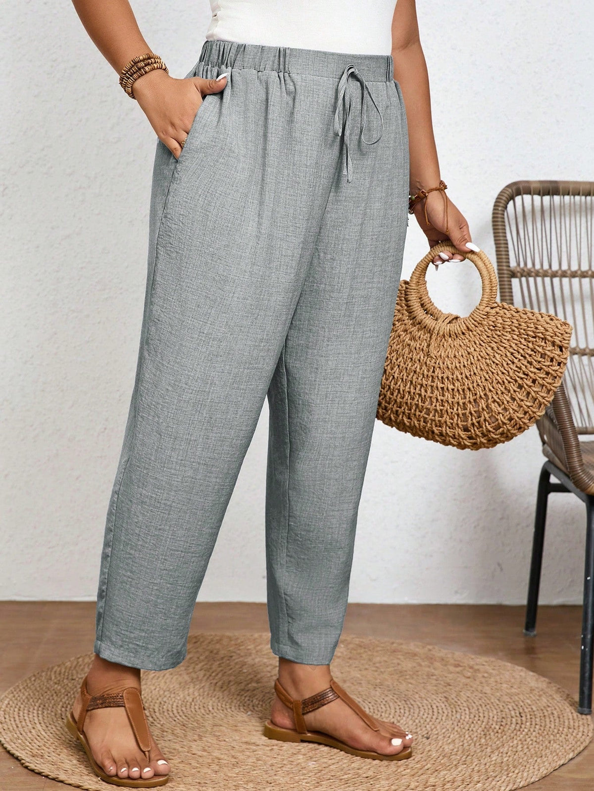 Calça Feminina Plus Size Com Elastico Na Cintura
