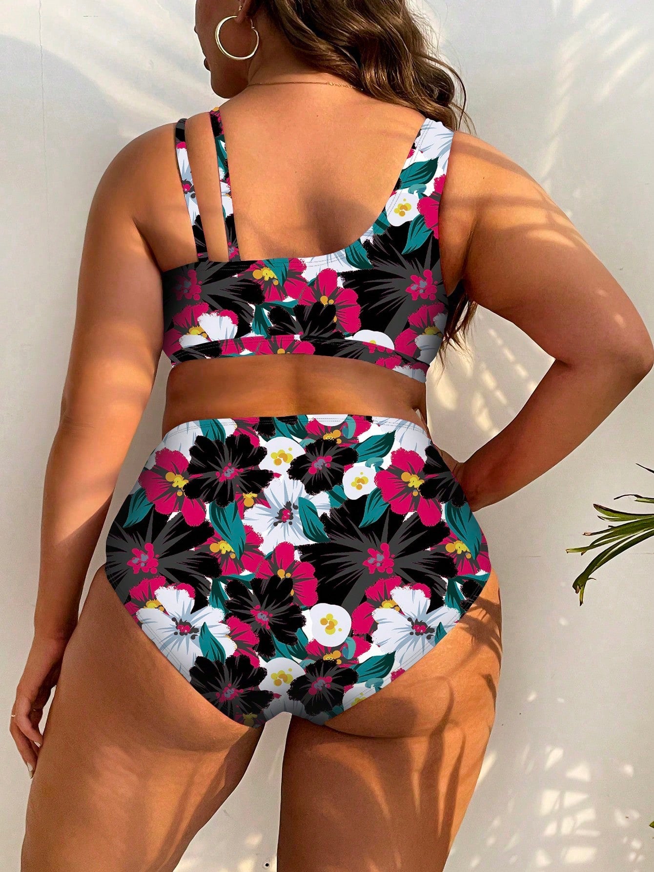 Biquíni Feminino Plus Size Com Alças Estampadas Divergentes